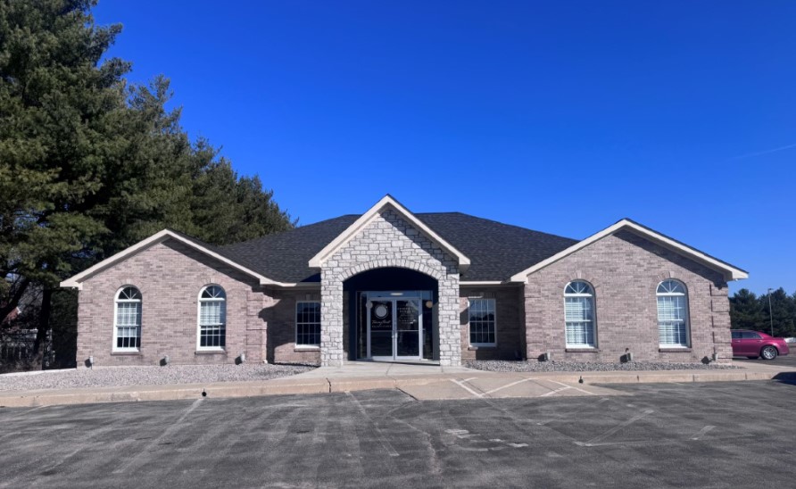 Turning Point Wellness Center - chiropractors at 824 N . Market Street in Waterloo IL